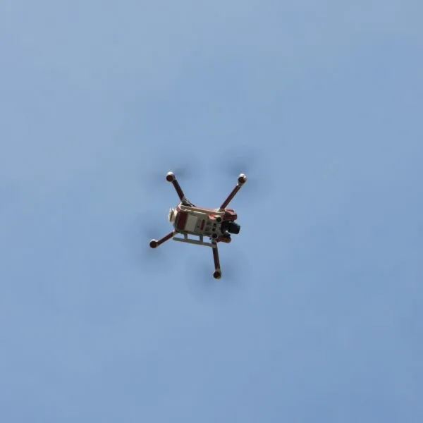 DGAC emite boletín de seguridad: no volar RPAS sobre los 400 pies
